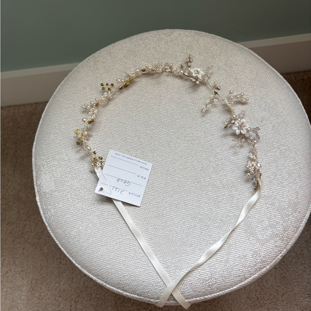 Bridal Pearl & Crystal Floral Headpiece - Ivory, Hair Comb,drop pearl earrings.